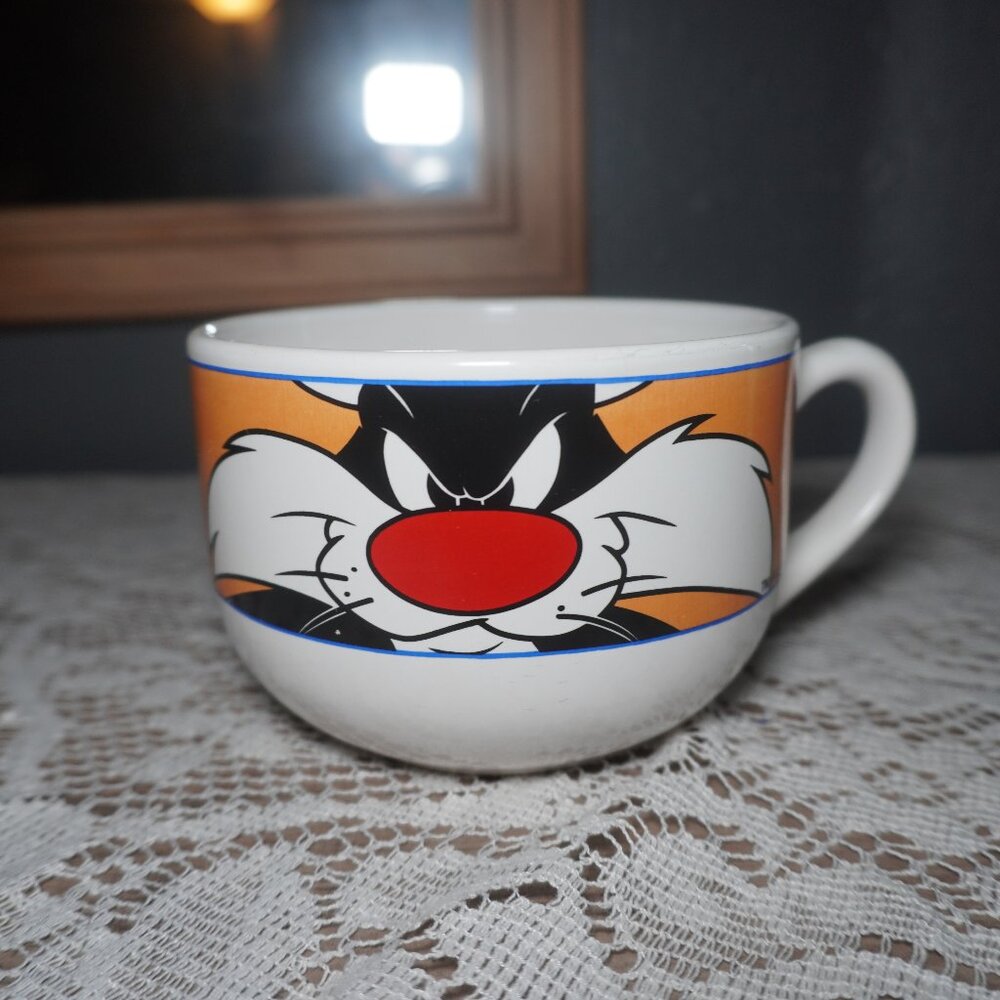 Looney Tunes Gibson Vintage "Sylvester" Warner Bros Cereal Coffee Mug 6-7 Inch